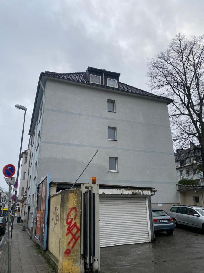 Riesen Bett, Strassenbahn Vor Der Tuer, Beste Lage, Nah Zur Messe, Keine Rechnungen 에센 외부 사진